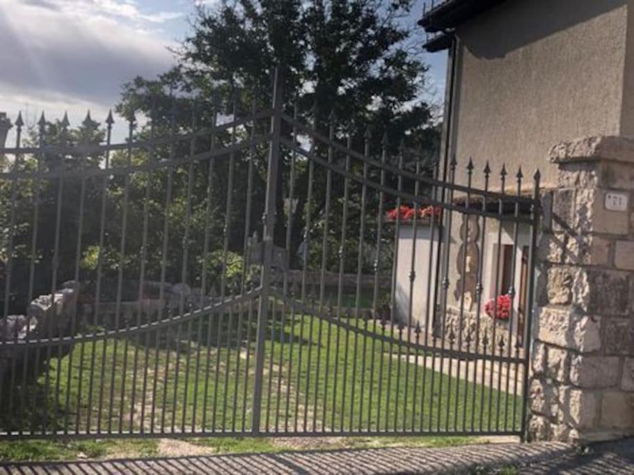 A Due Passi Dai Lupi Vila Civitella Alfedena Exterior foto